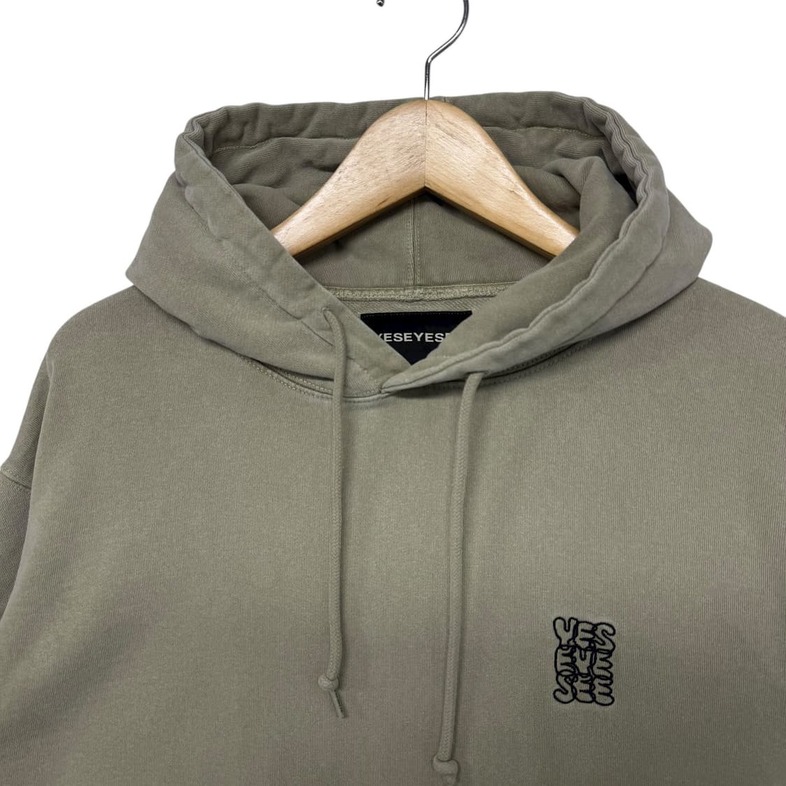 예스아이씨 로고 후드티 샌드카키 상품이미지2