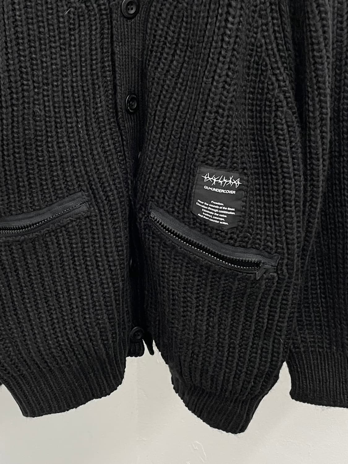 GUxUNDERCOVER 버튼 포켓 가디건 상품이미지9