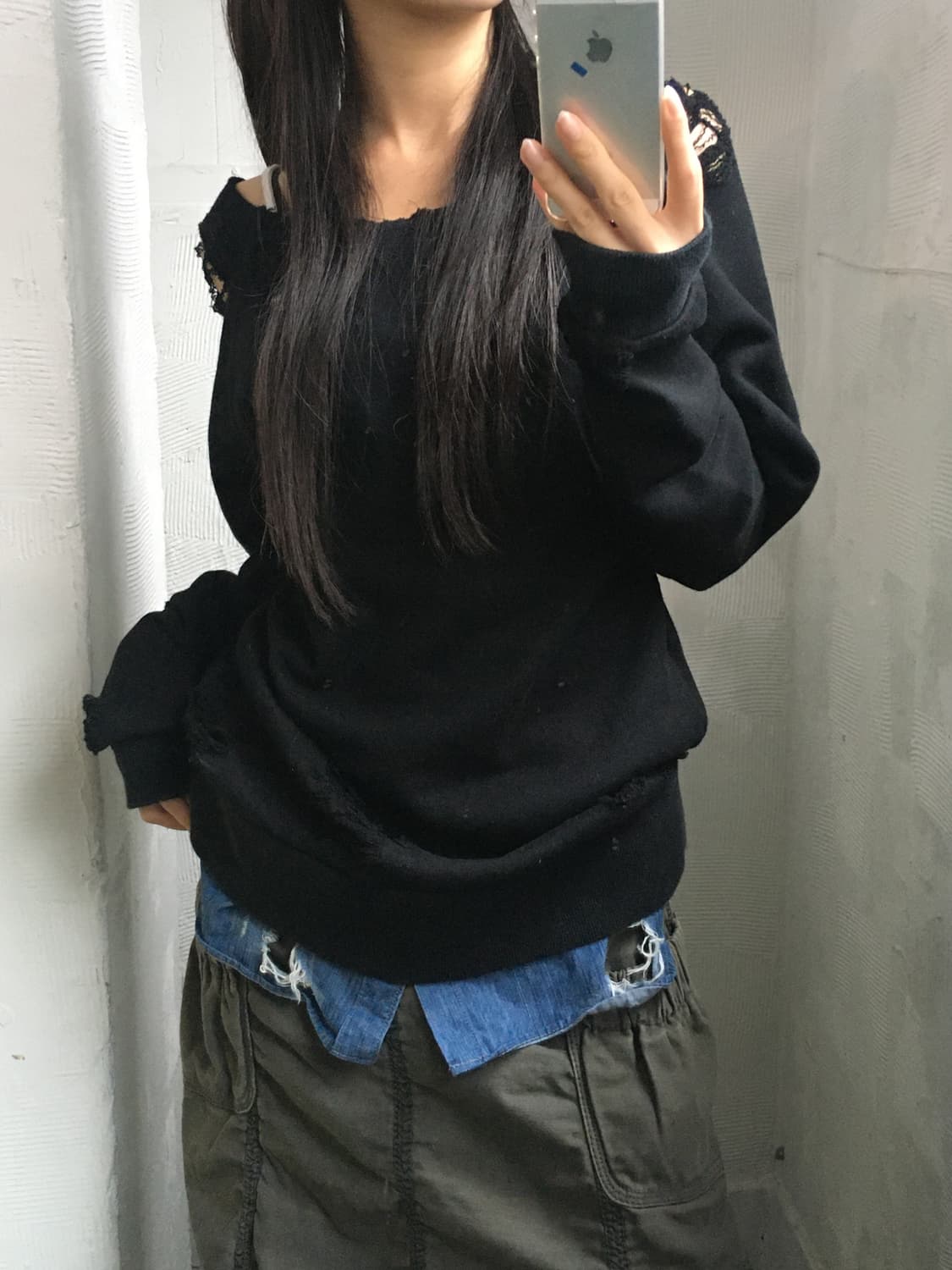 Miharayasuhiro 미하라야스히로 블랙 디스트레스드 스웻셔츠    상품이미지1