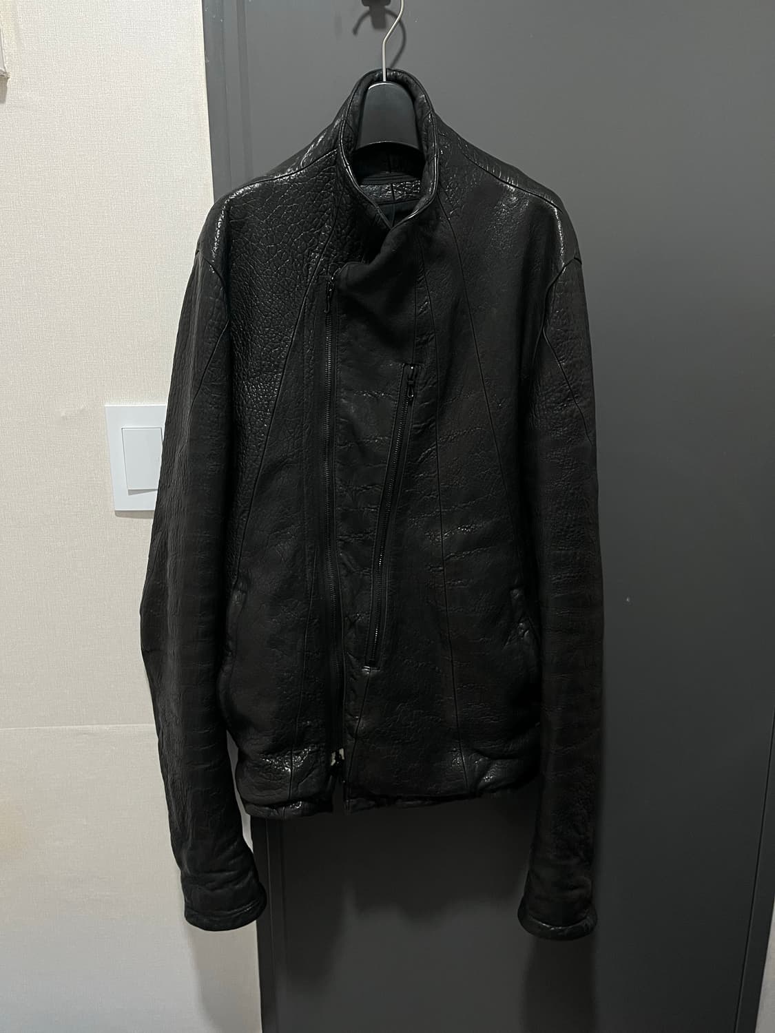 Julius 14-15FW Assymetric Leather Jacket 상품이미지1
