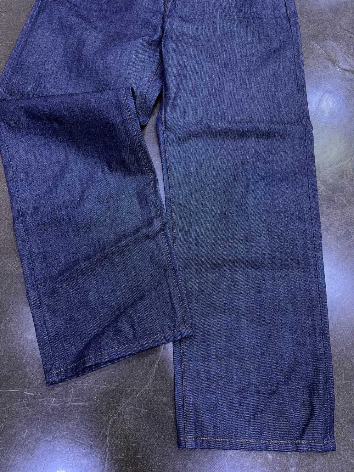 비슬로우 와이드 투턱 셀비지 데님팬츠 딥인디고 32 상품이미지5