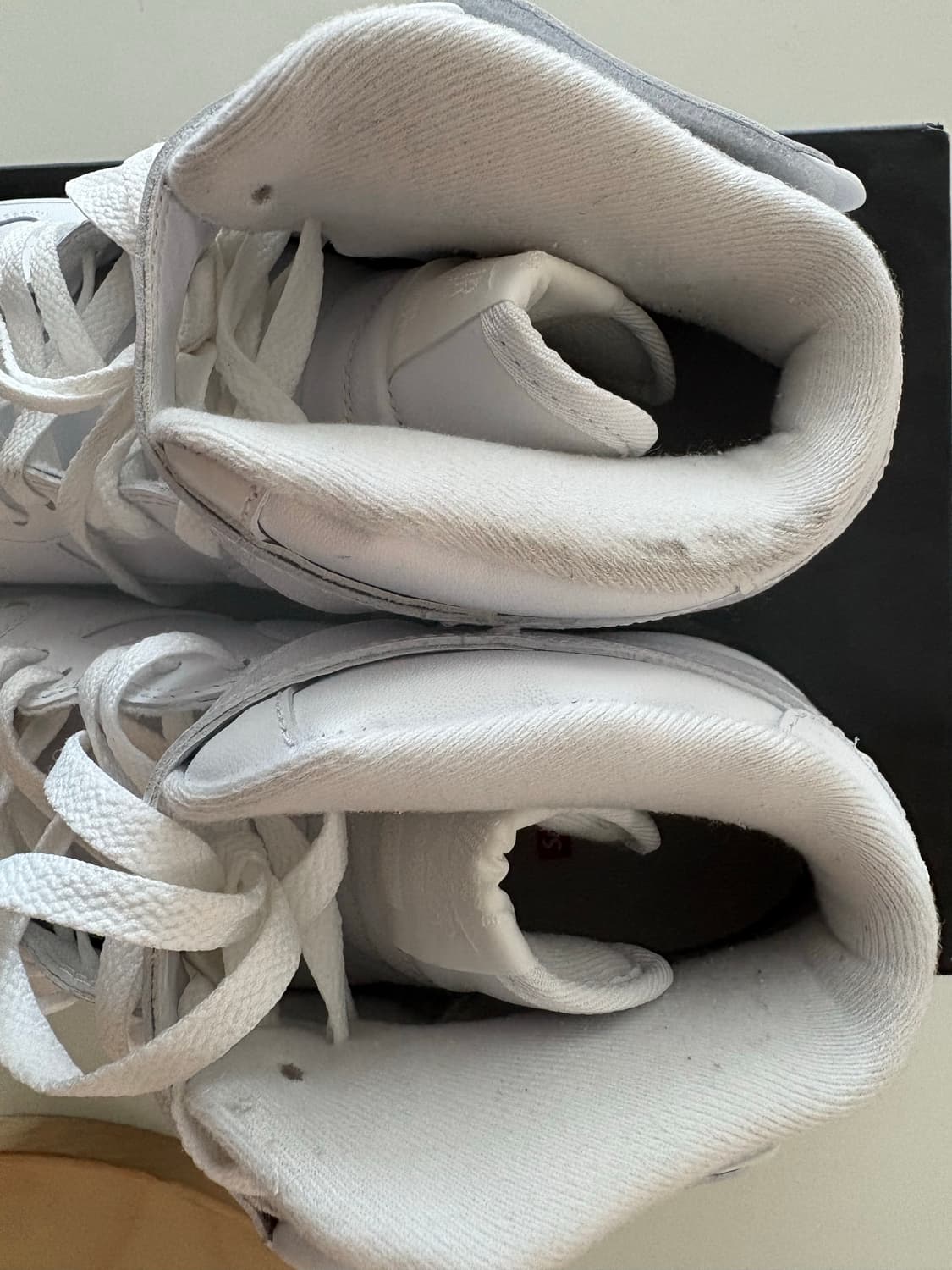 나이키 슈프림 에어포스1 미드 화이트 290 상품이미지3