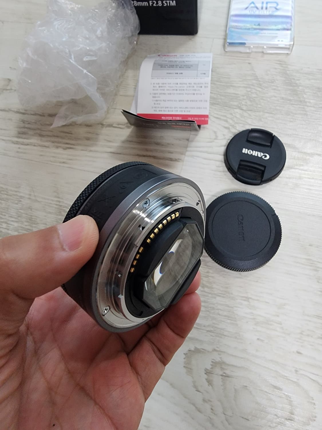 CANON 캐논 RF 28mm F2.8 STM 팬케익 렌즈 팜. 미러리스 상품이미지4