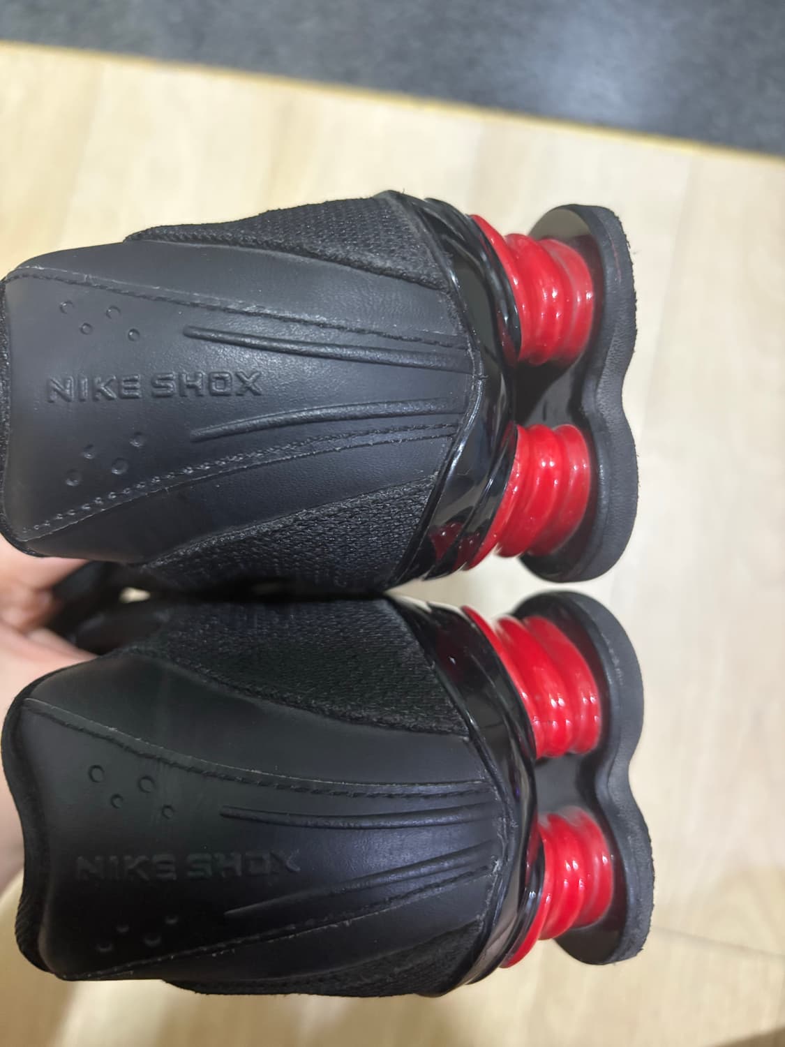 (W) 나이키 샥스 Z 블랙 유니버시티 레드 상품이미지4