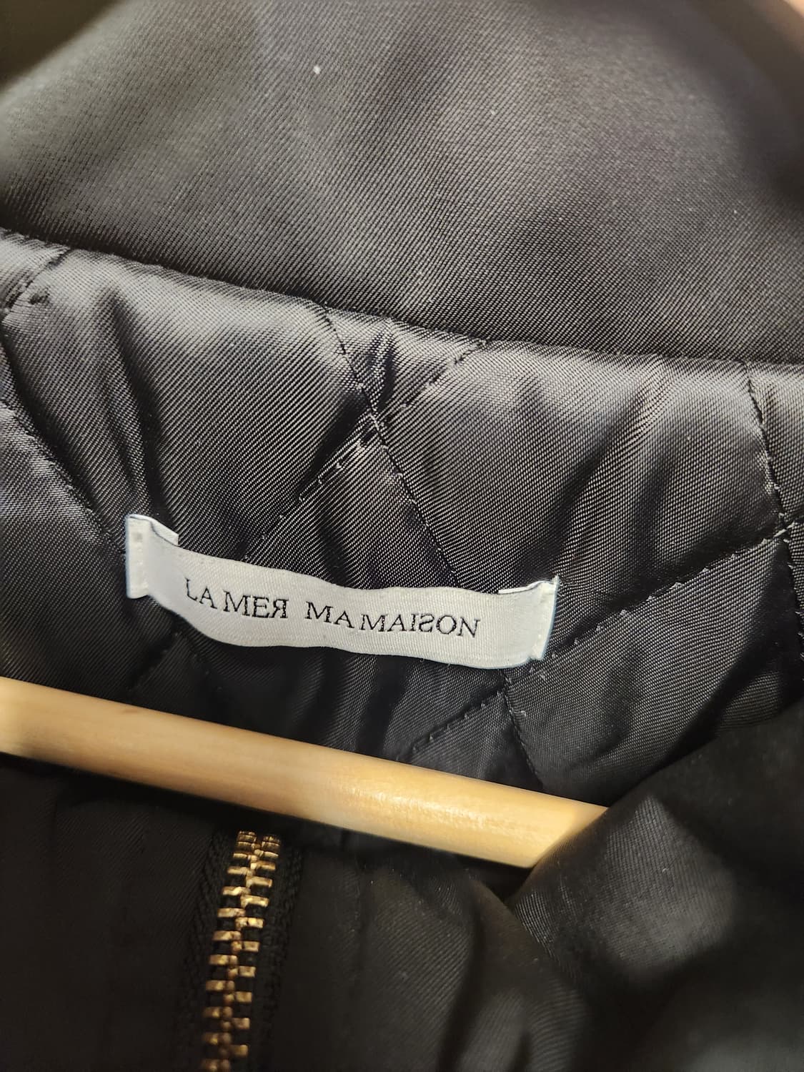 24fw 라메르마메종 그랜드 하이넥 MA-1 점퍼 F 상품이미지3