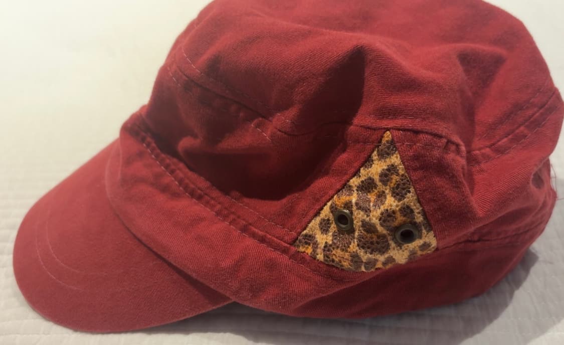 갸루 y2k 레드 레오파드 헌팅캡 상품이미지1