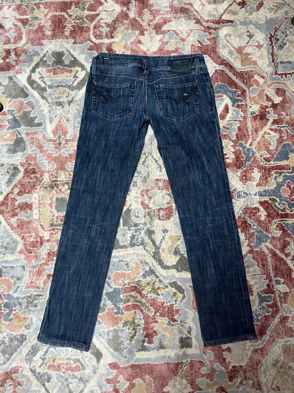 디젤 매틱 로우라이즈 슬림핏 데님진 상품이미지3