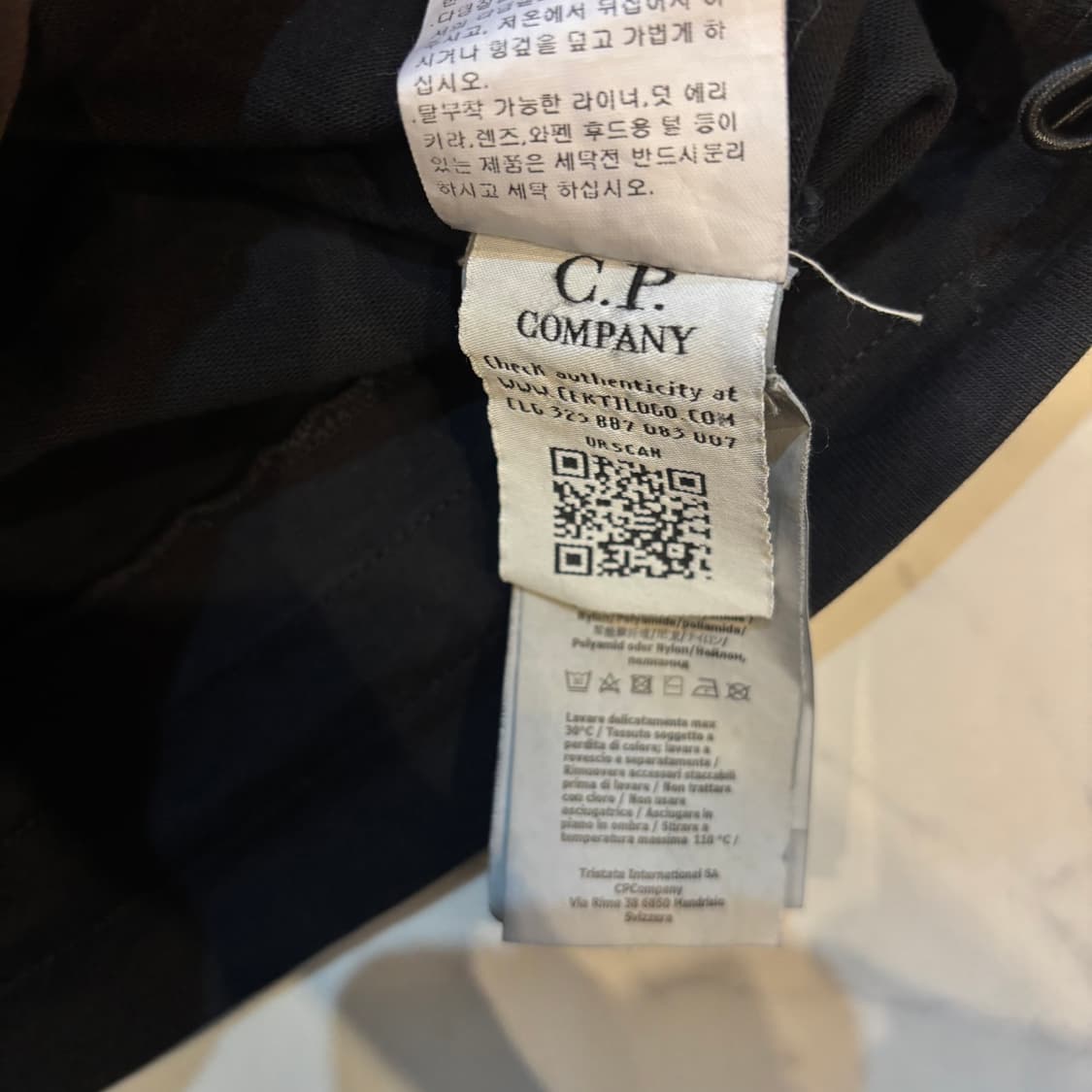 CP컴퍼니 헤비 져지 믹스드 가먼트다이드 렌즈 스웻셔츠 블랙 XL사이즈 상품이미지5