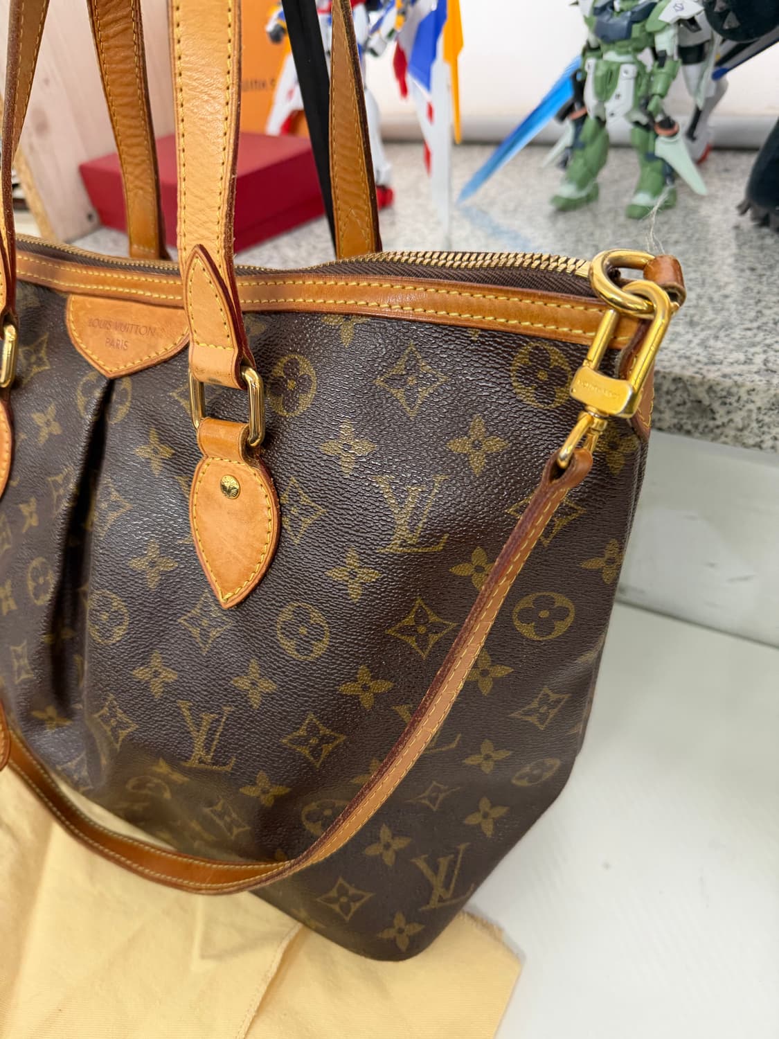 정품) 루이비통 모노그램 팔레모 숄더백  상품이미지3
