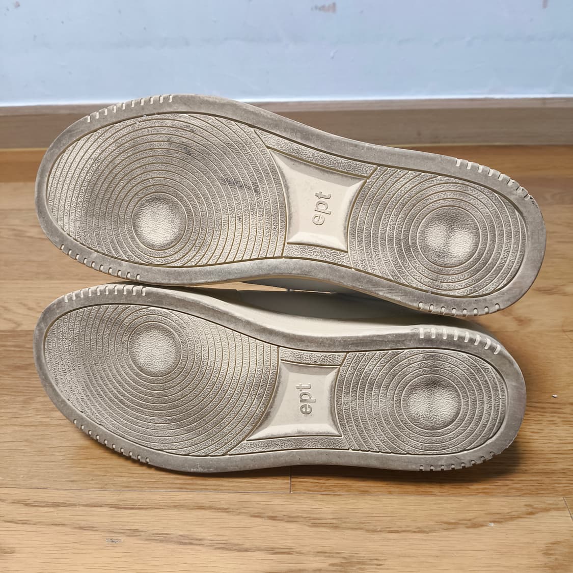 [260] EPT 이피티 코트 오프 화이트 상품이미지7