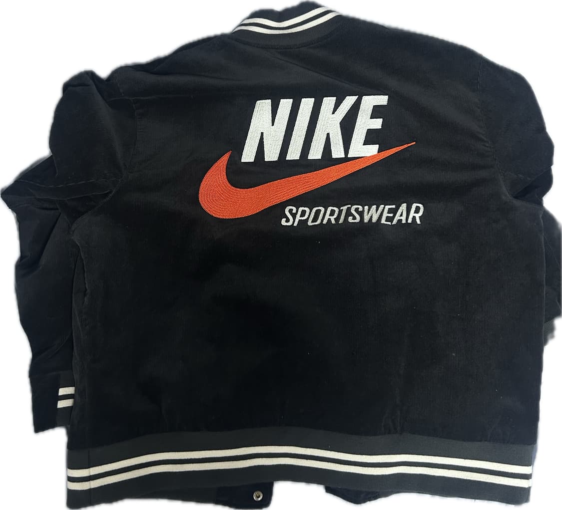 나이키 스포츠웨어 자수 바시티 재킷 상품이미지2