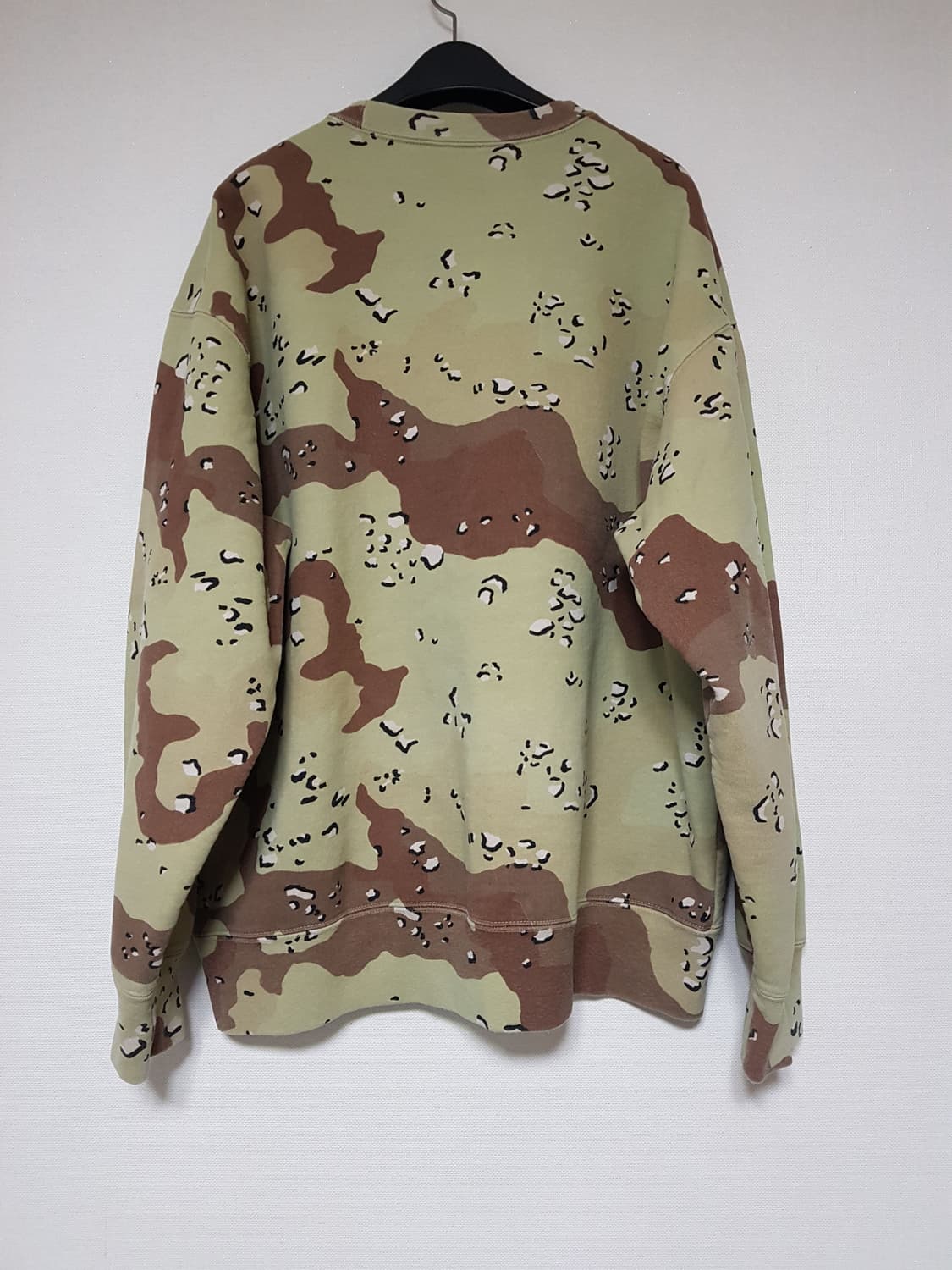 슈프림 퓨추라 맨투맨 티셔츠 카모 20FW 상품이미지3