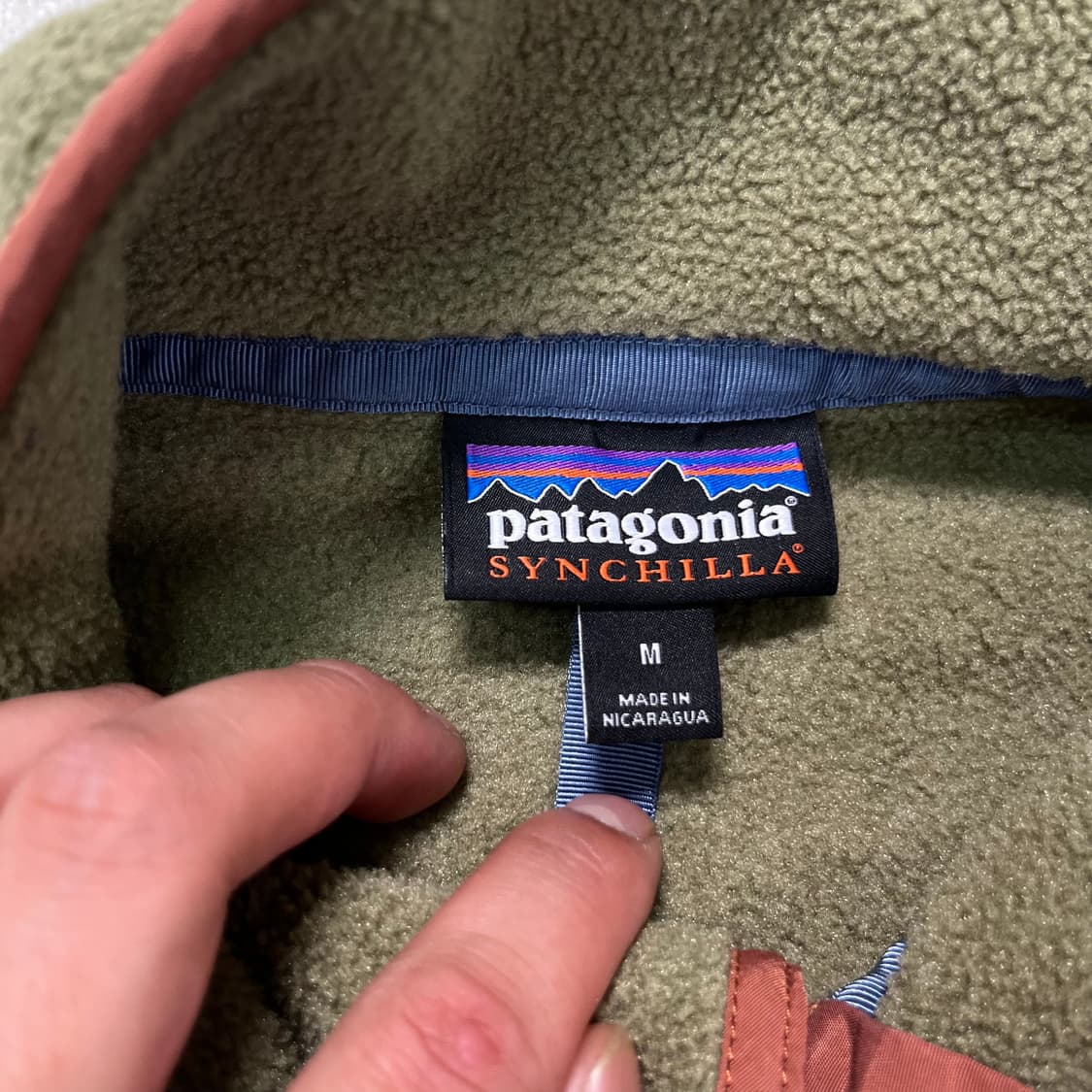 100 파타고니아 신칠라 레트로 플리스 상품이미지3