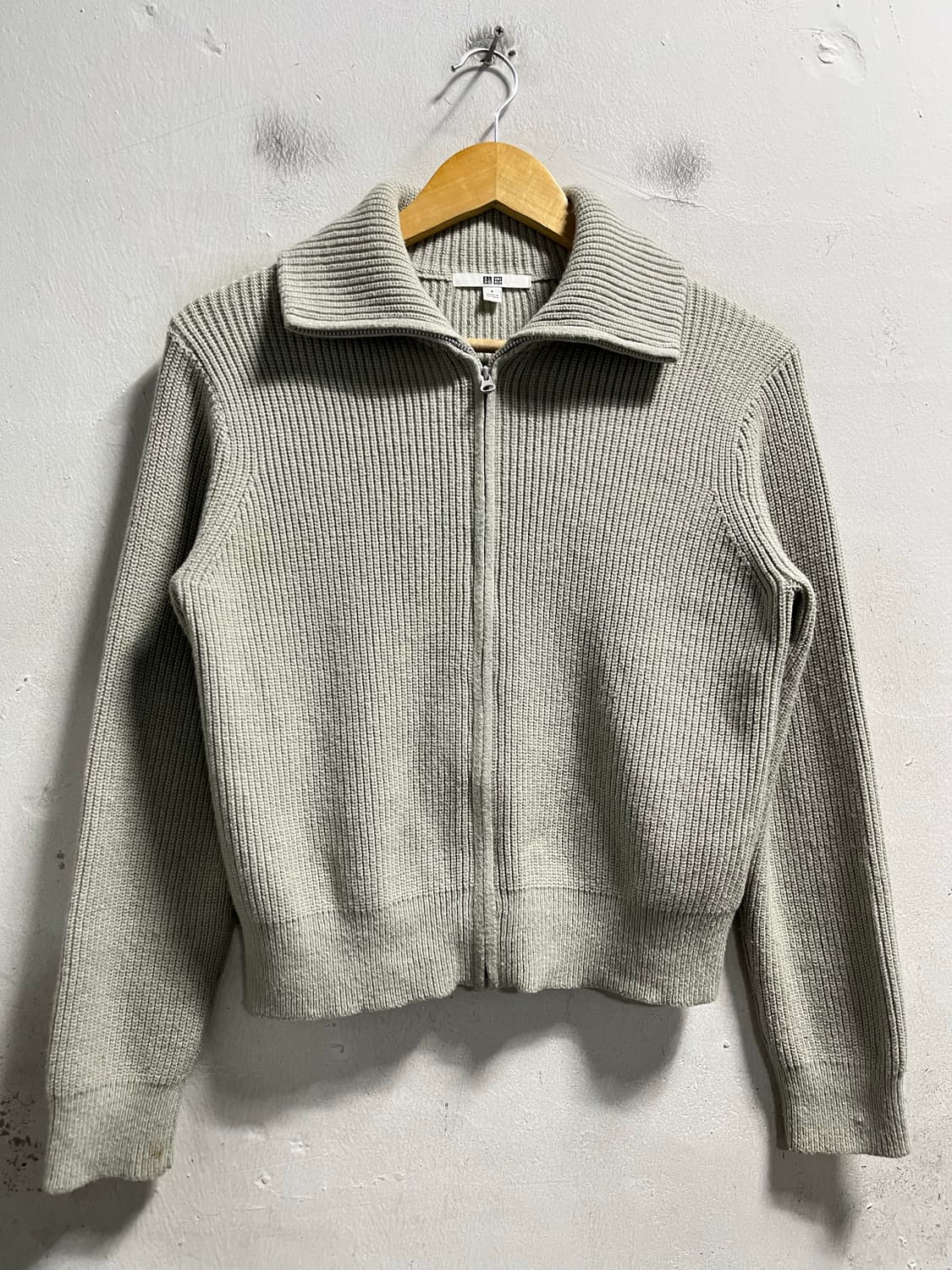 55-66 유니클로 스판 니트집업 정품 상품이미지1