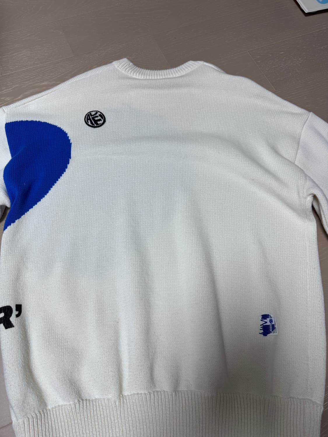 아더에러 트윈 하트 로고 니트 A1 상품이미지2