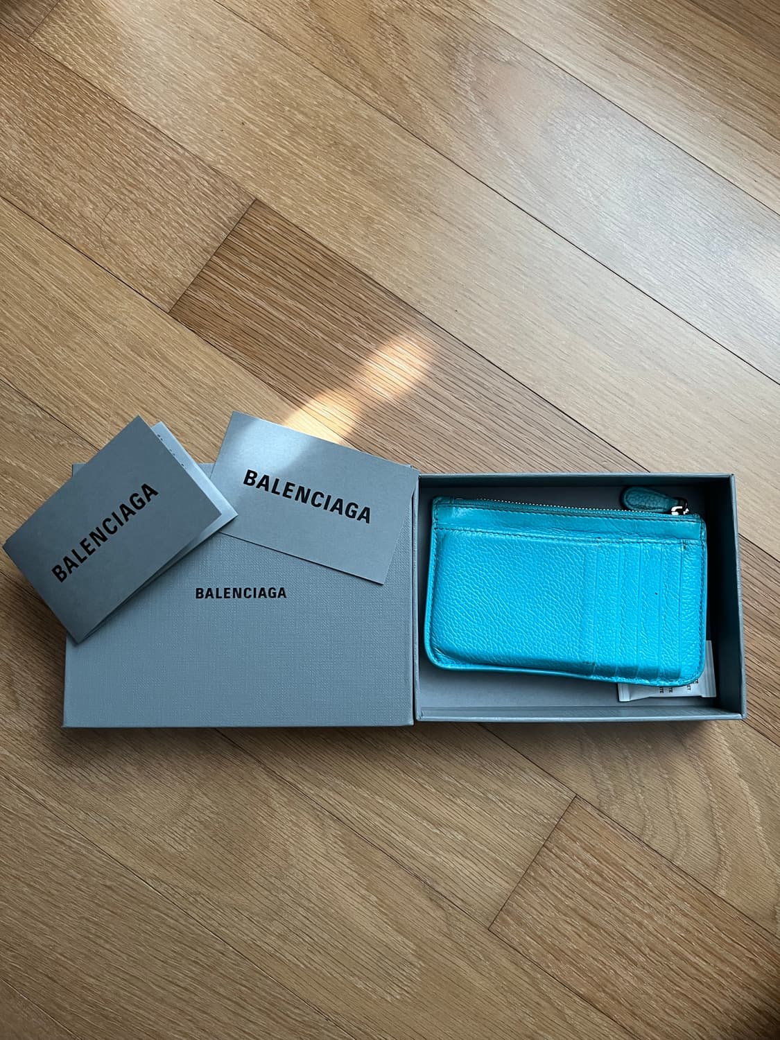 발렌시아가 지갑 판매 상품이미지2