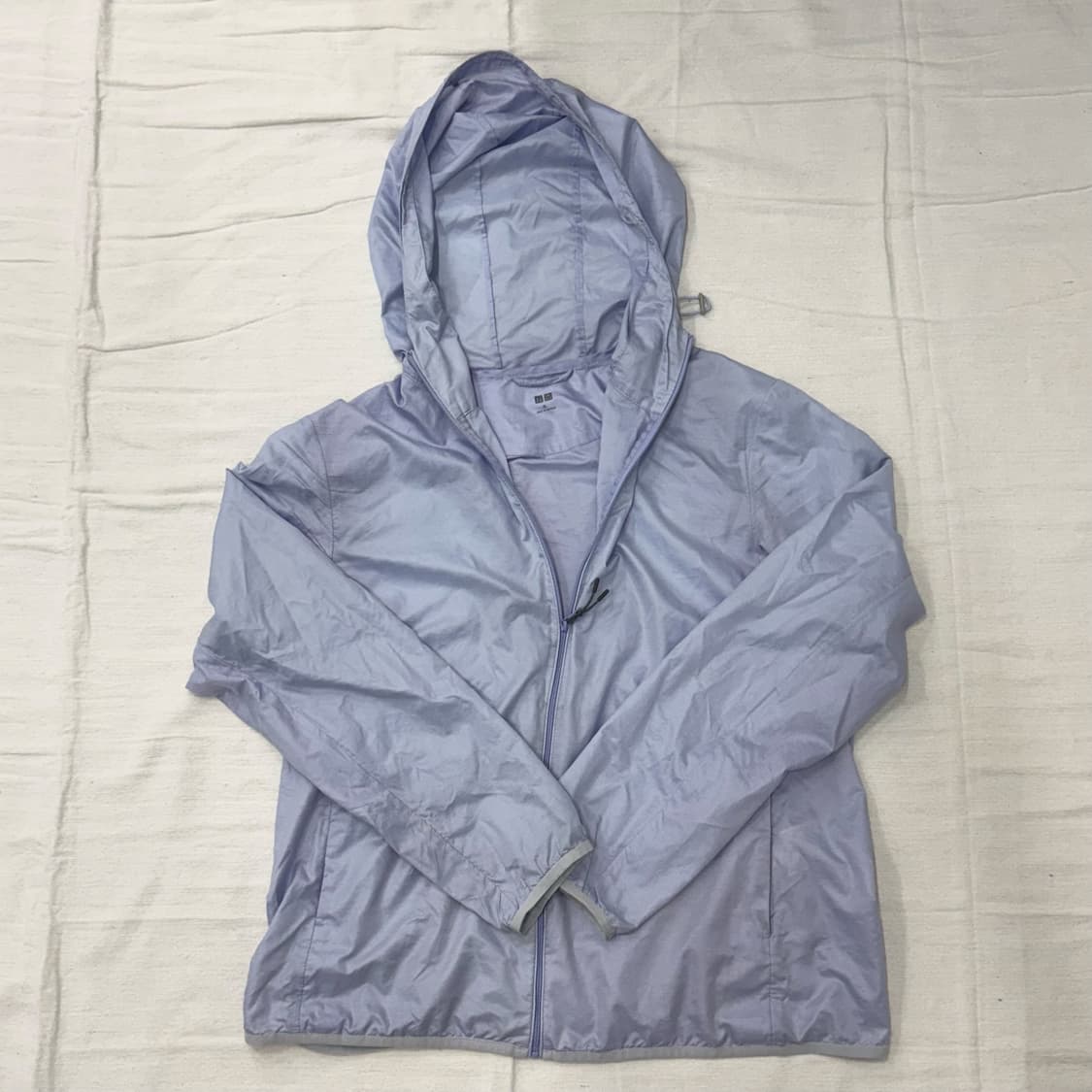 Uniqlo 라벤더블루 여성용 바람막이 상품이미지2