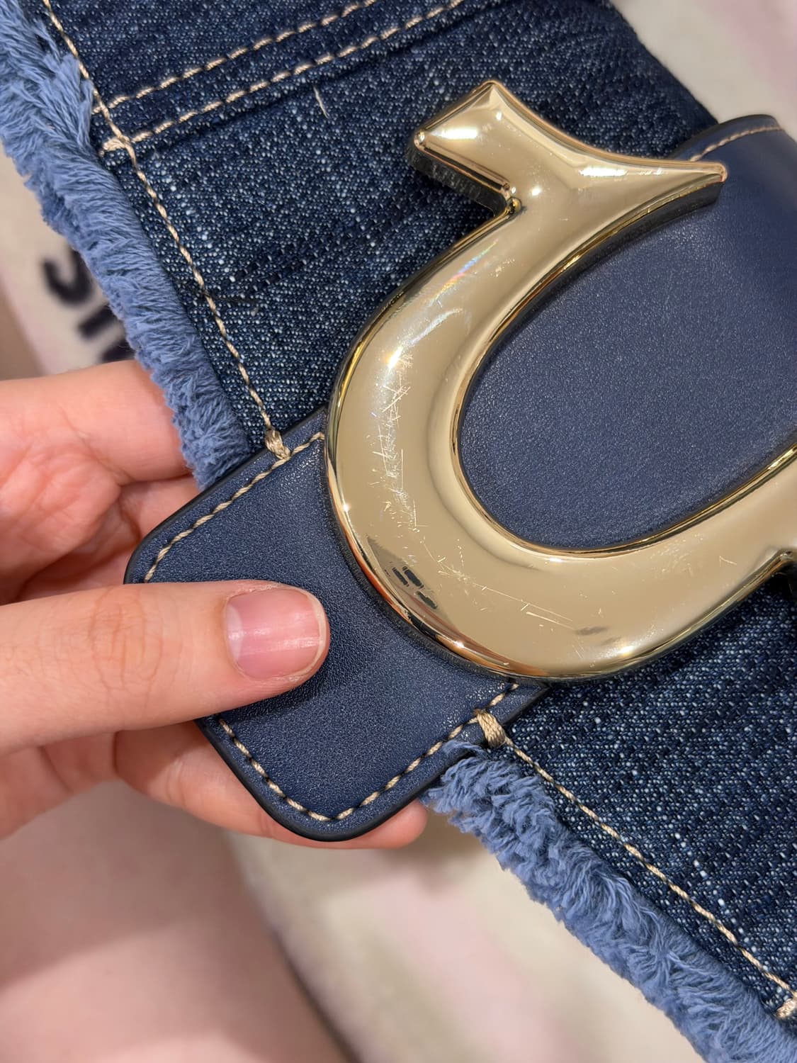 [신상✨프리뷰세일] 트루릴리젼 데님 크로스백 빈티지 y2k  상품이미지7