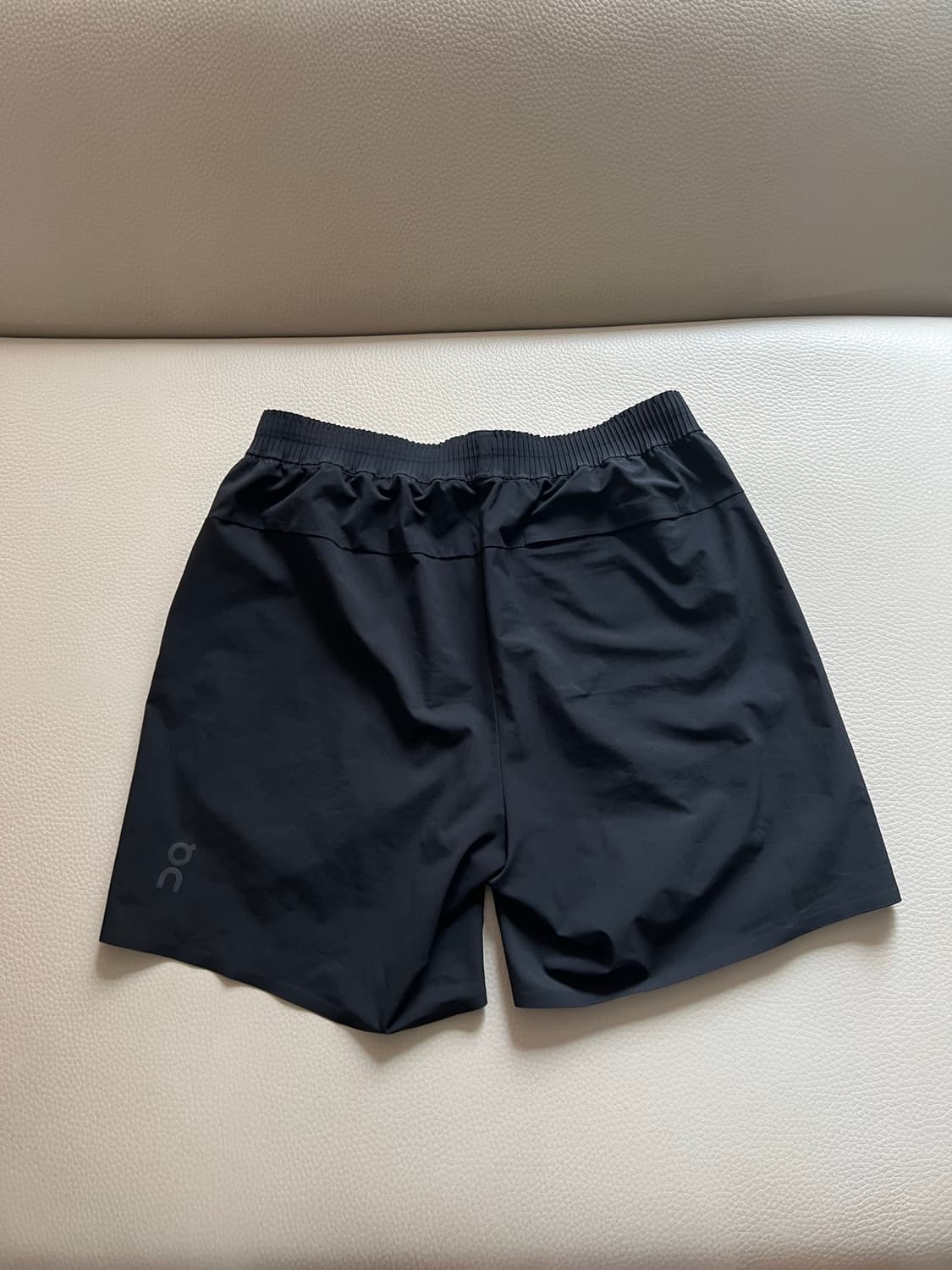 온러닝 포커스 쇼츠 상품이미지2