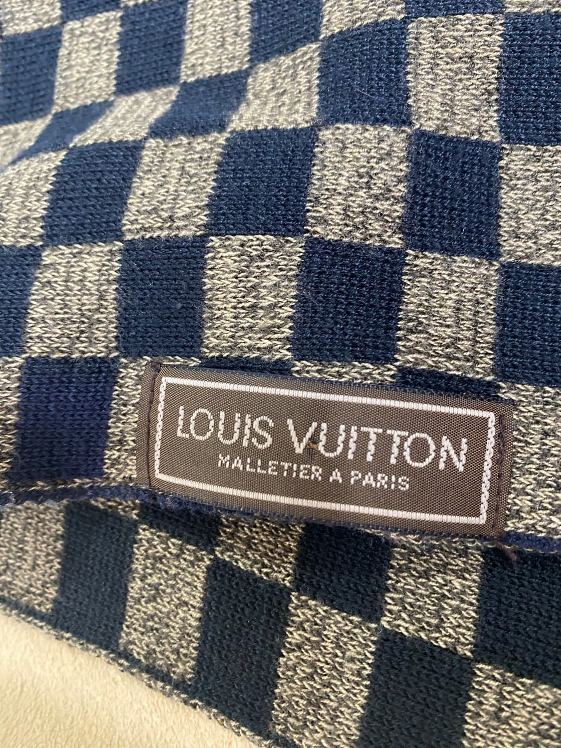 루이비통 다미에 머플러 상품이미지3