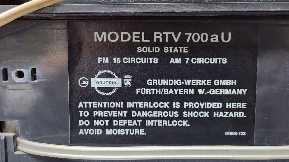 그룬딕 RTV700 리시버 + Box 313 스피커 상품이미지10