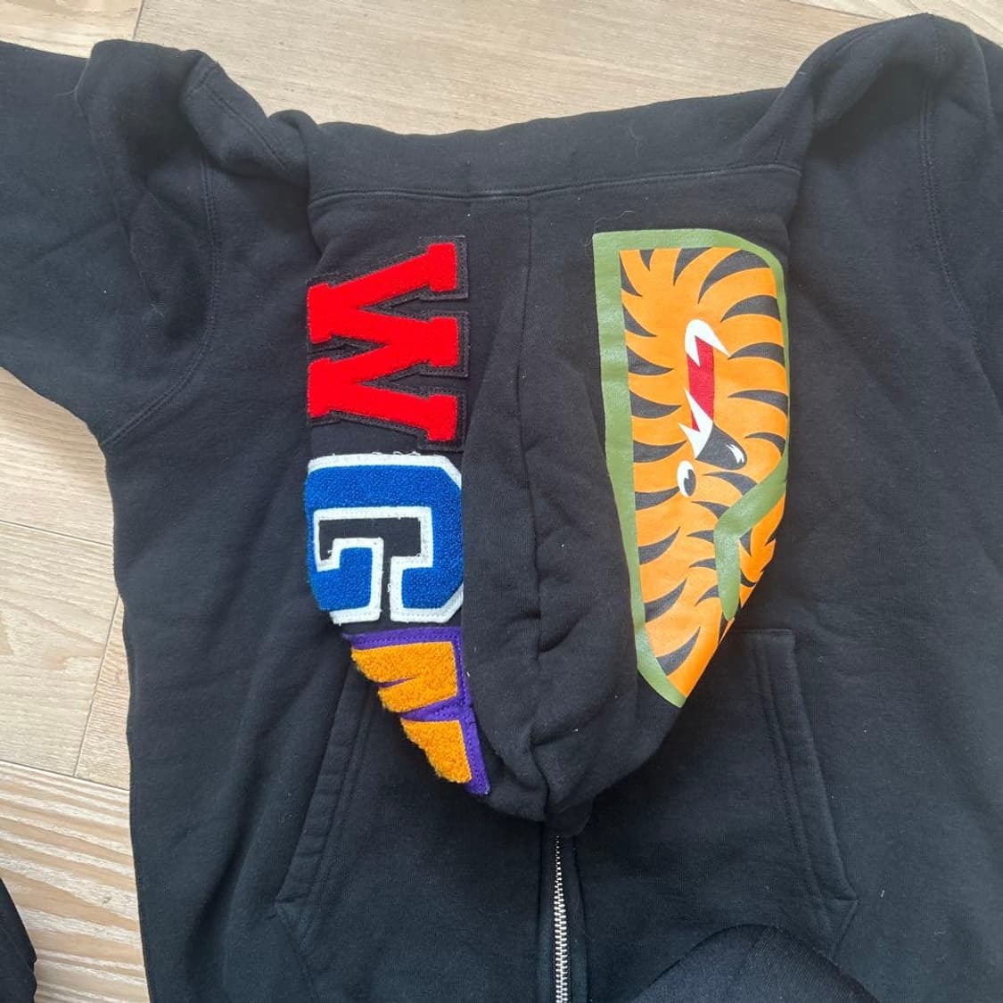 베이프 샤크 후드 집업 상품이미지4