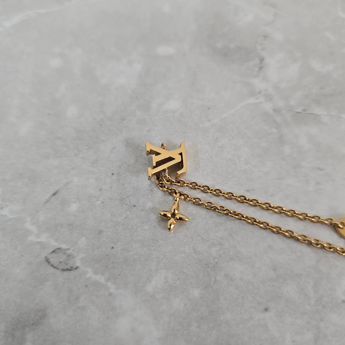 루이비통 LV 아이코닉 팔찌 M00587 판매 상품이미지4