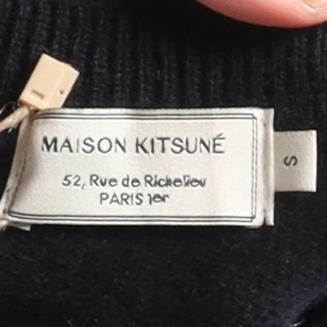 메종 키츠네 Maison Kitsune Logo Knit 
 상품이미지7