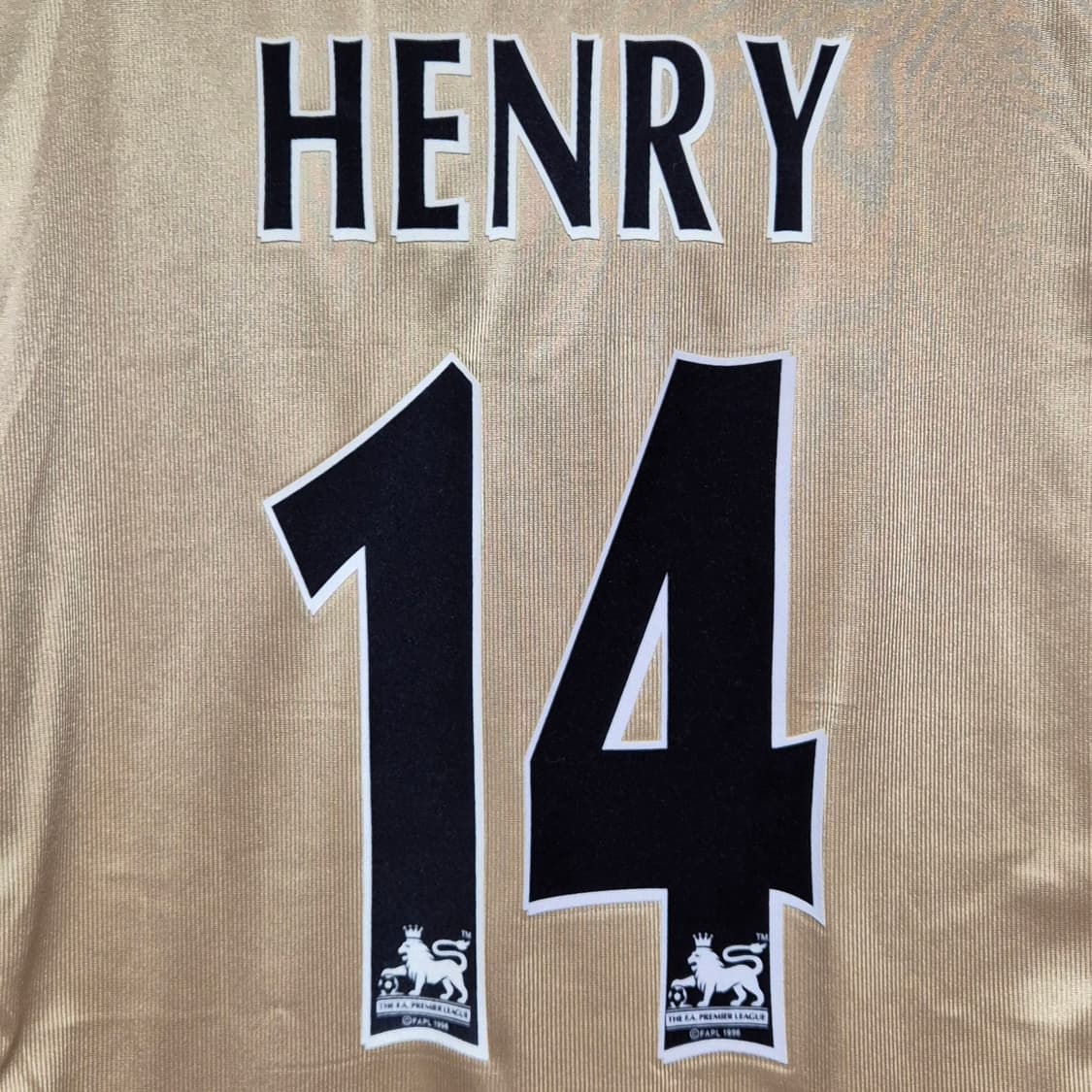 01/02 아스날 앙리 XL 상품이미지2