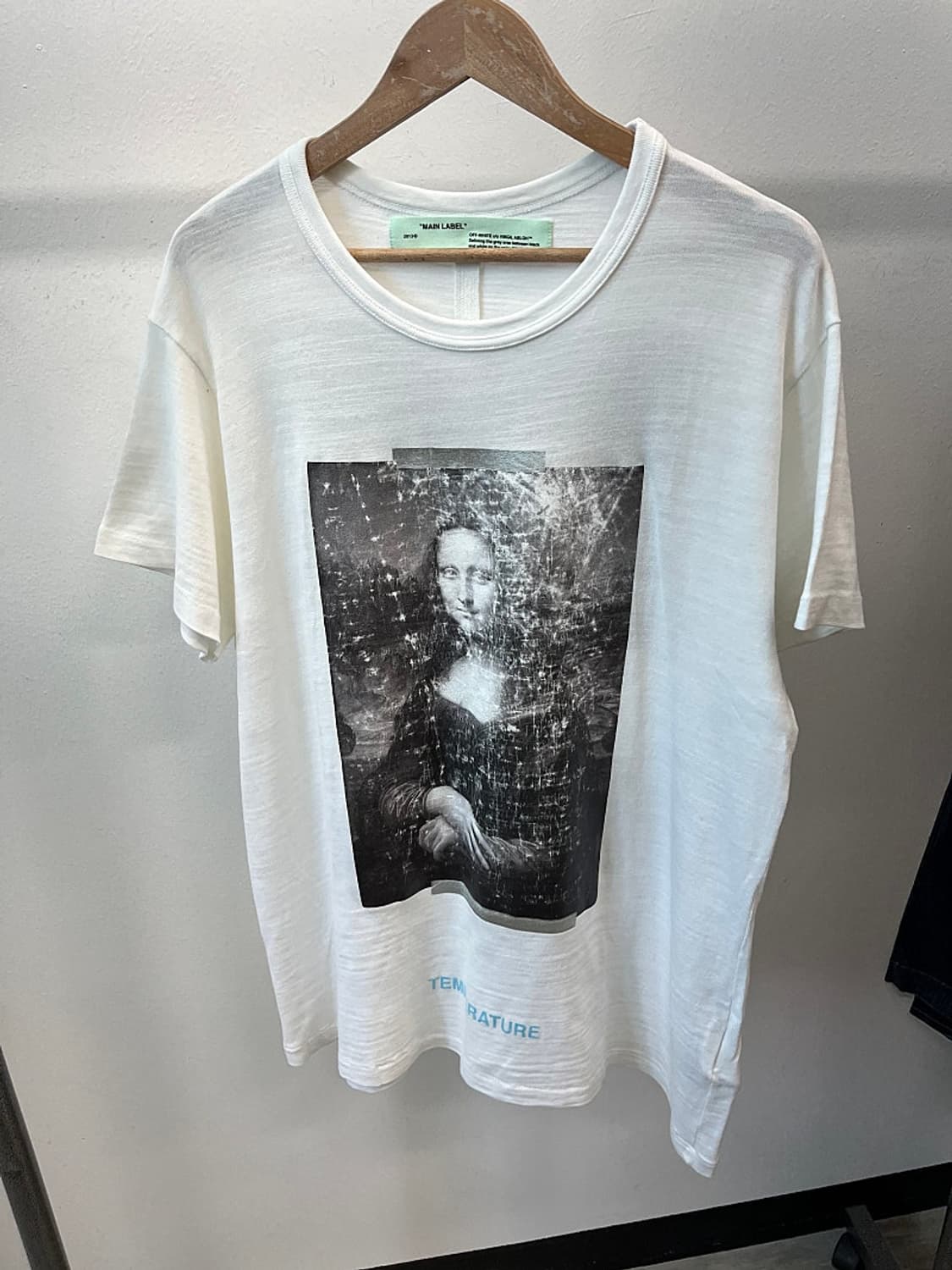 105) 오프화이트 흑백 모나리자 반팔티  상품이미지1