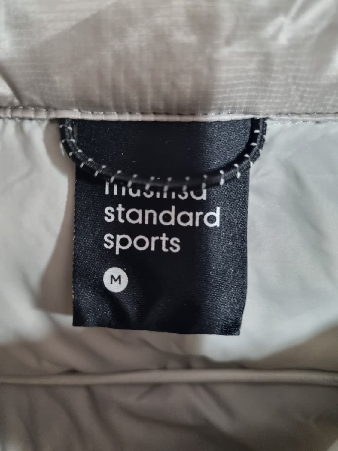 무신사스탠다드 남성 경량패딩  상품이미지3