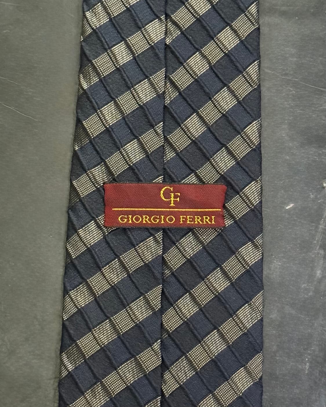 조르지오 페리 스트라이프 주름 실크 넥타이 네이비 그레이 집사 메이드 상품이미지6