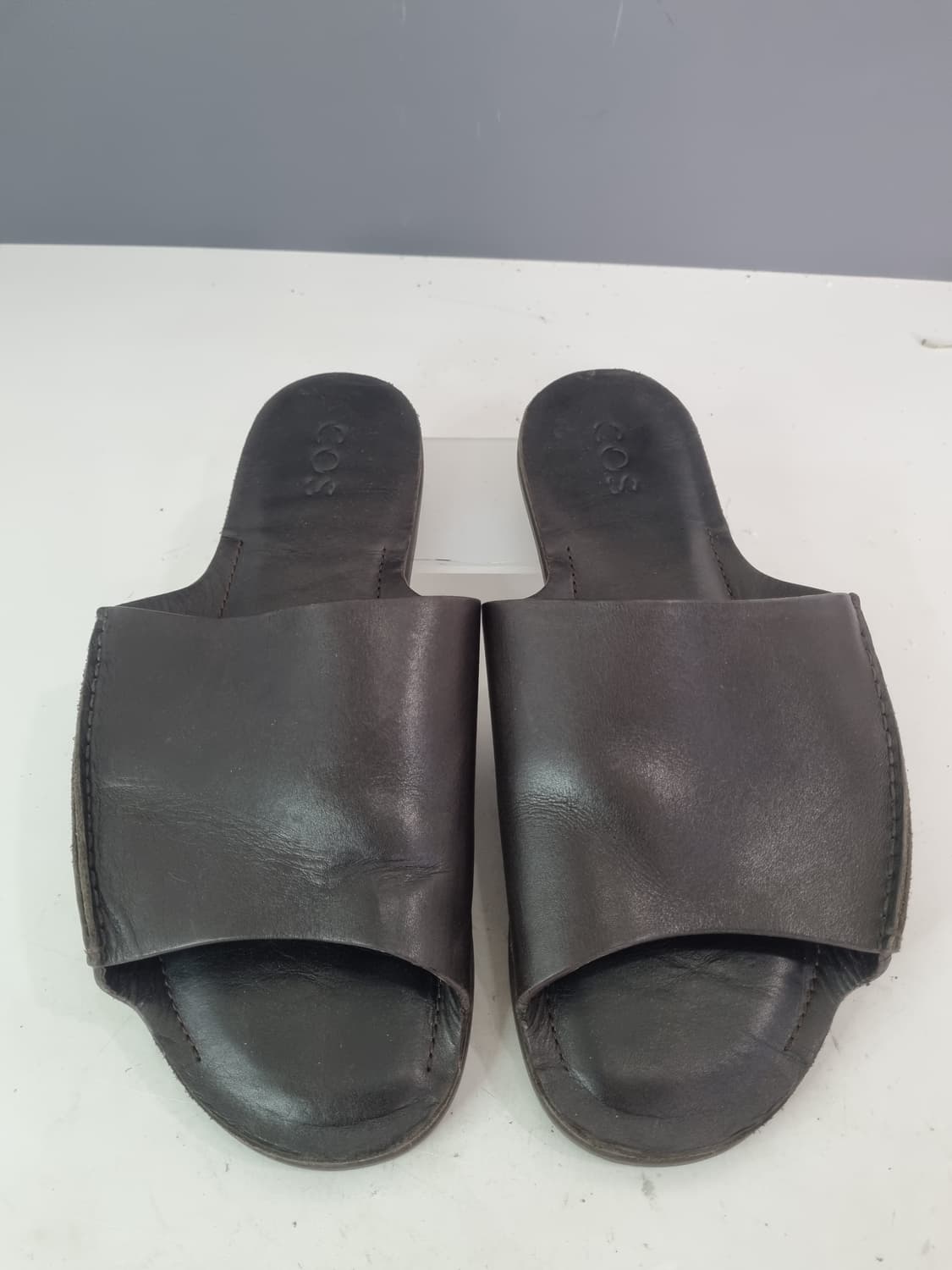 Cos 42 레서 슬리퍼 상품이미지3