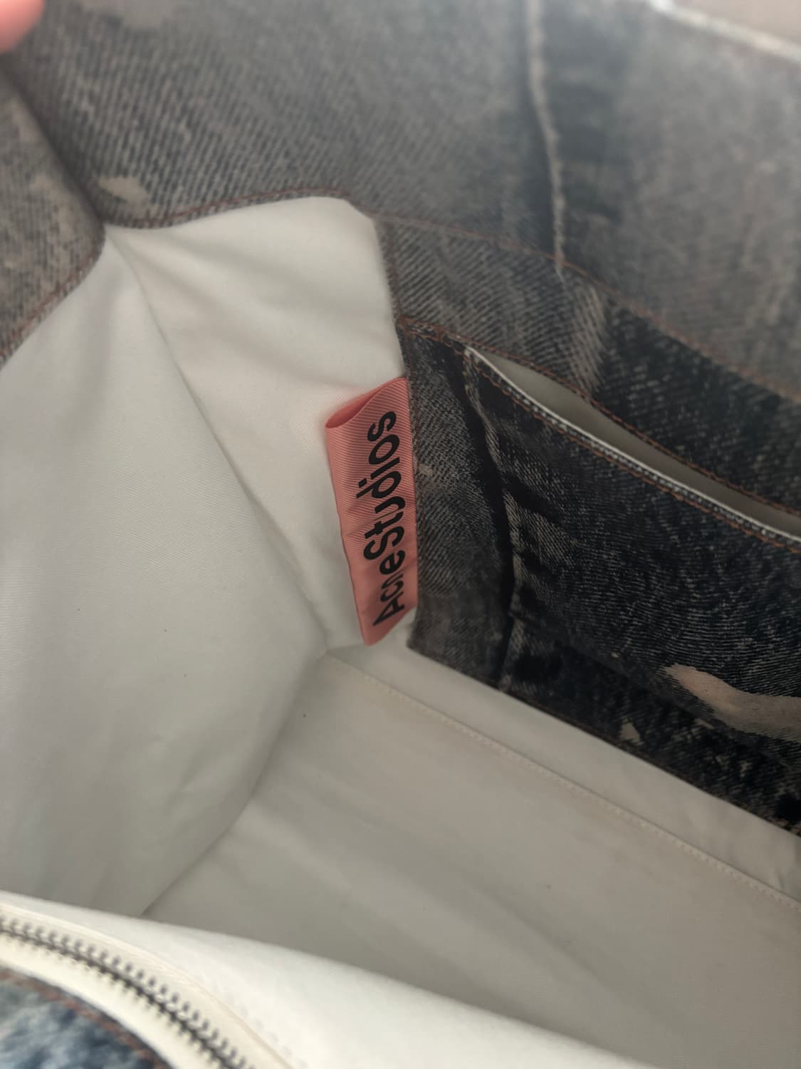 아크네스튜디오 트롱프뢰유 데님 토트백 상품이미지5