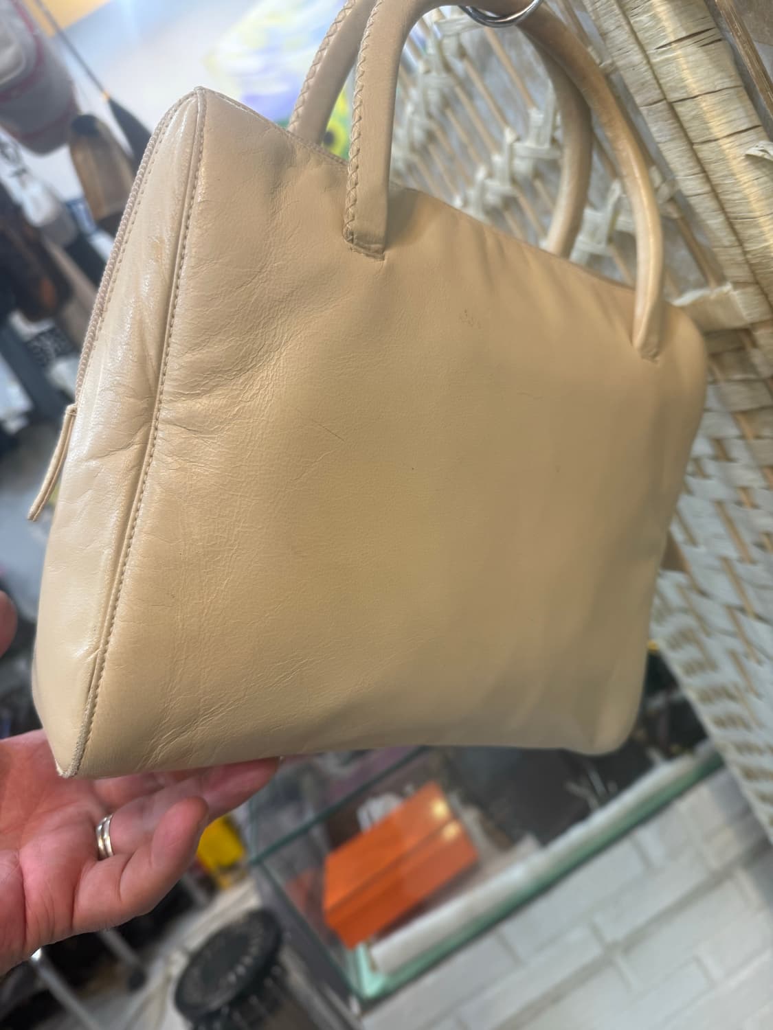 정품 프라다 램스킨 토트백 팝니다 상품이미지4