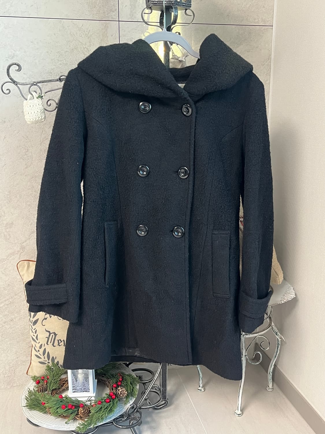 블랙 더블버튼 부클 후드코트 울 20% 상품이미지2