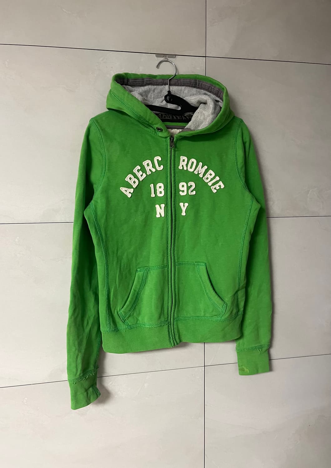 아베크롬비 딱붙핏 말차 후드집업 [M] 상품이미지2