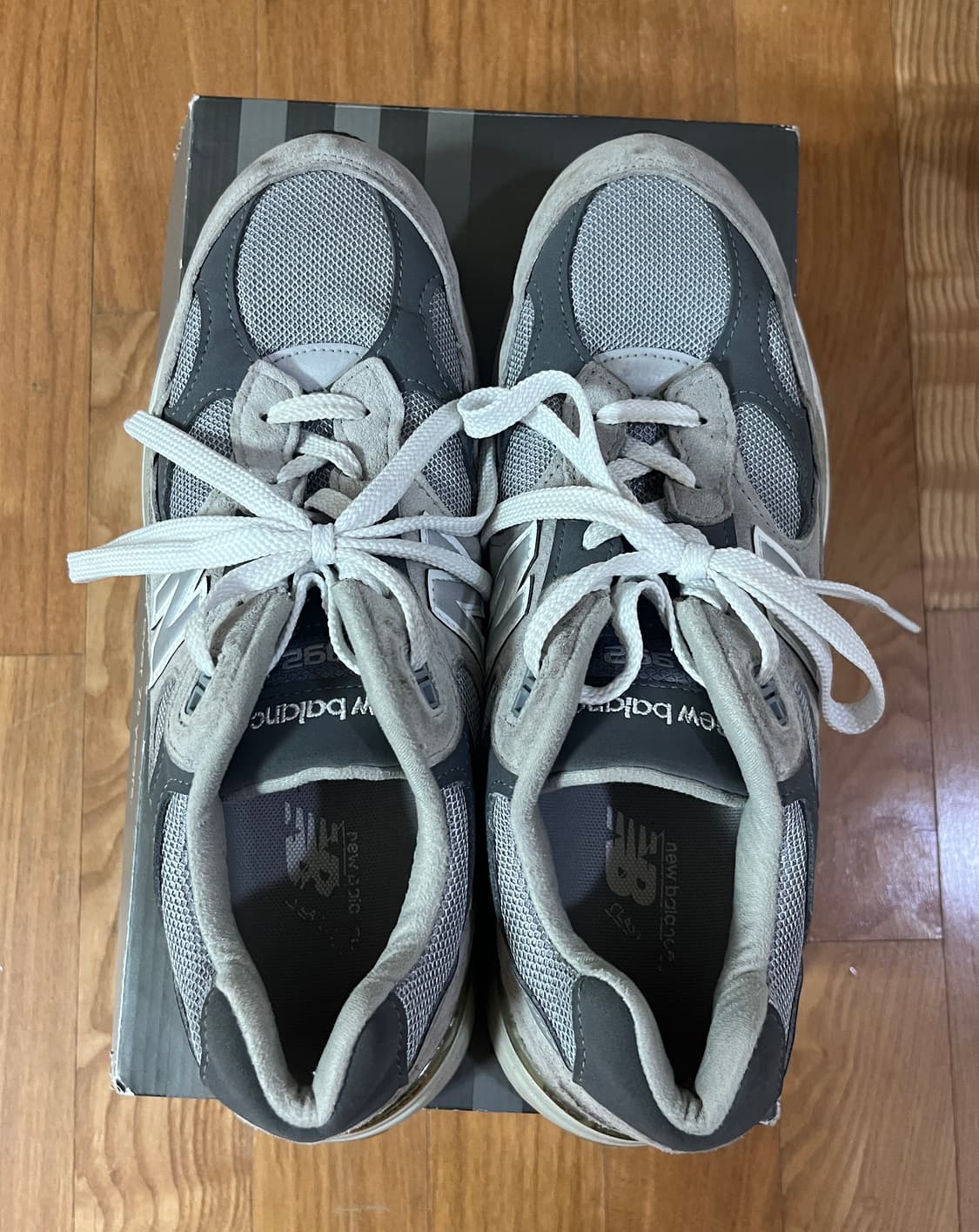 뉴발란스992 270 중고 상품이미지1