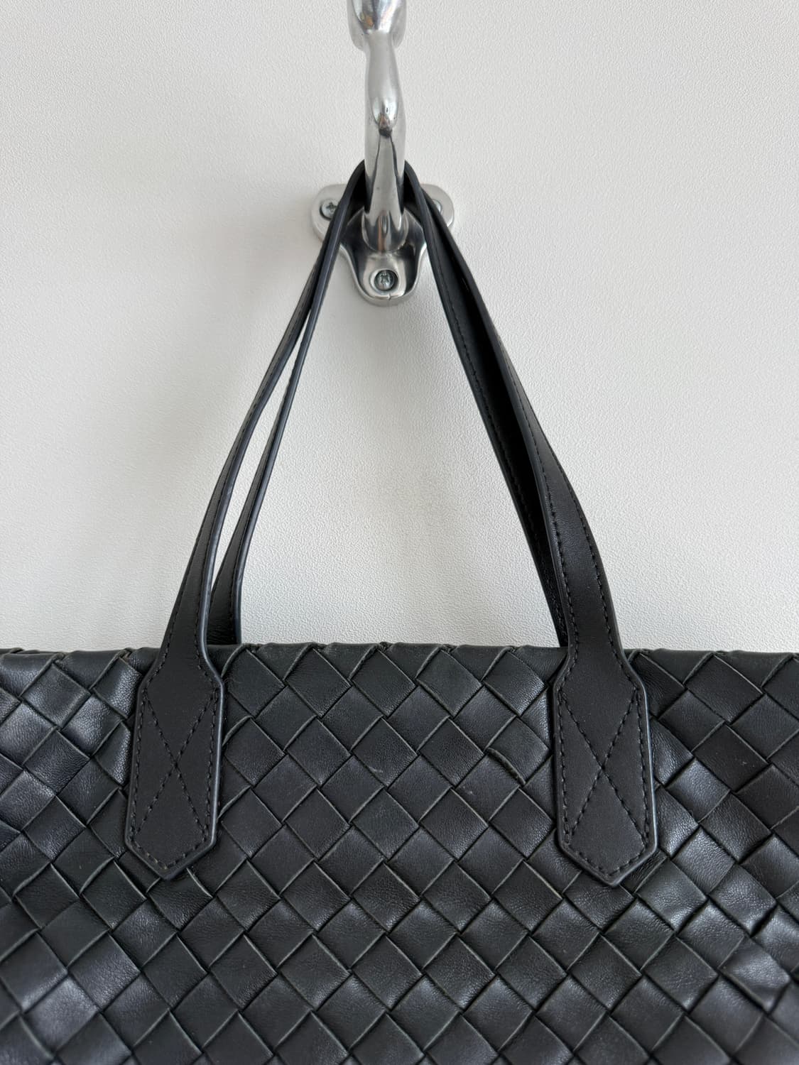 앤 클라인(ANNE KLEIN) 레더 위밍 토트백 상품이미지3