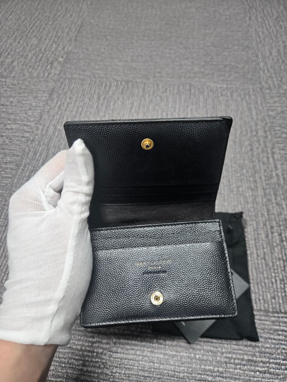 [특가][정품] 입생로랑 비지니스 반지갑 상품이미지5