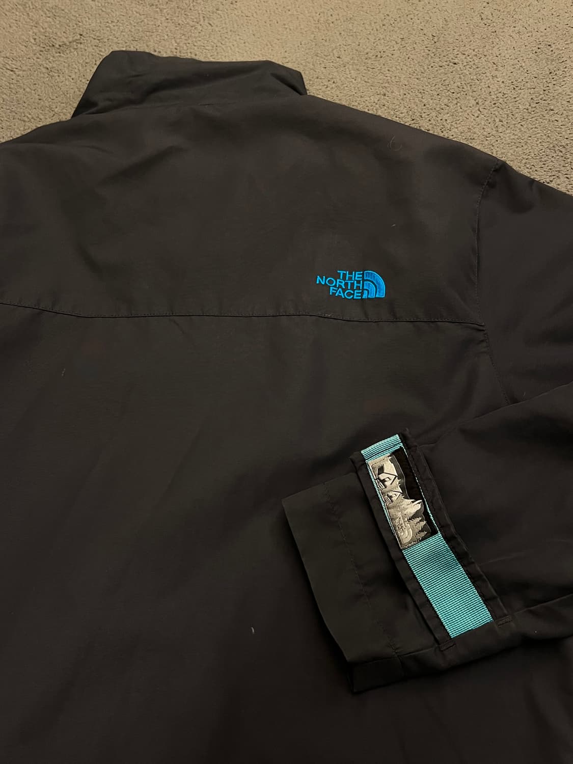 노스페이스 화이트라벨 아론 바람막이 처분  상품이미지4