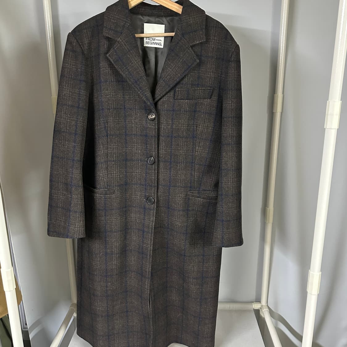 프롬비기닝 체크패턴 롱코트 상품이미지1