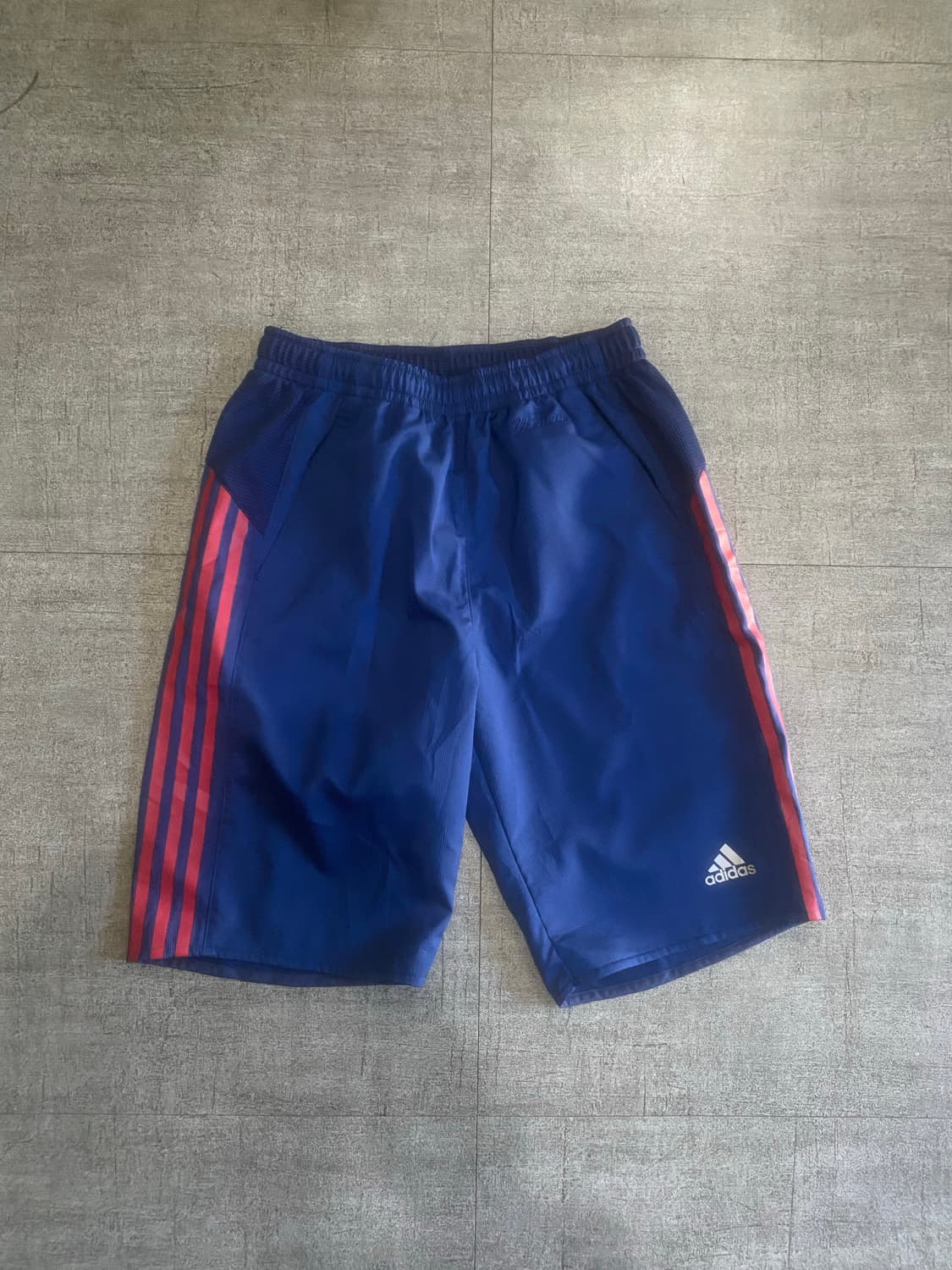 Adidas 아디다스 올드스쿨스트릿 사이드삼선 하프팬츠반바지 상품이미지1