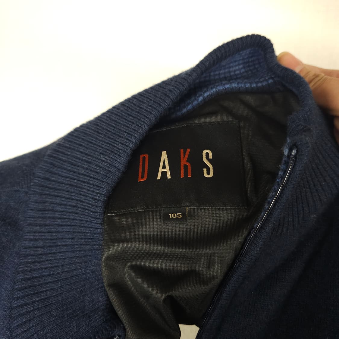 닥스 방풍 반집업니트티 남자105사이즈  상품이미지3