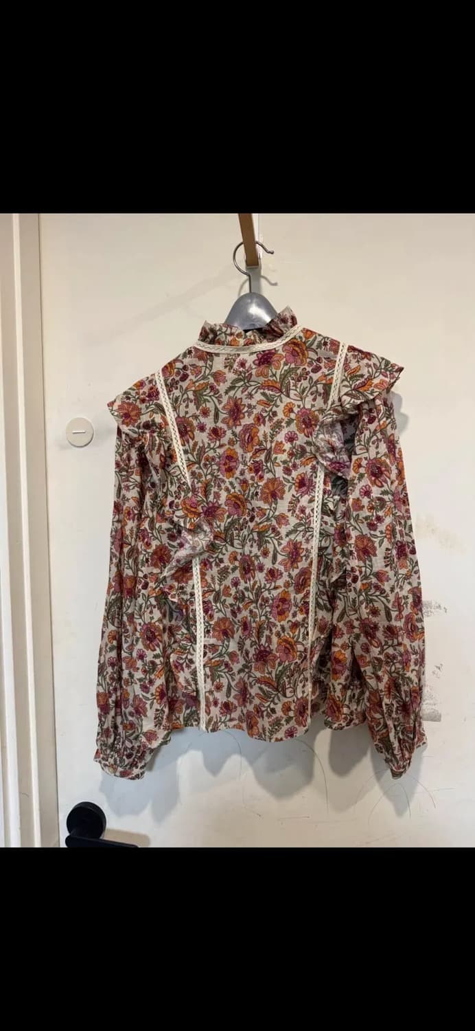 새상품 쁘띠 맨디고트 플로럴 블라우스 상품이미지9