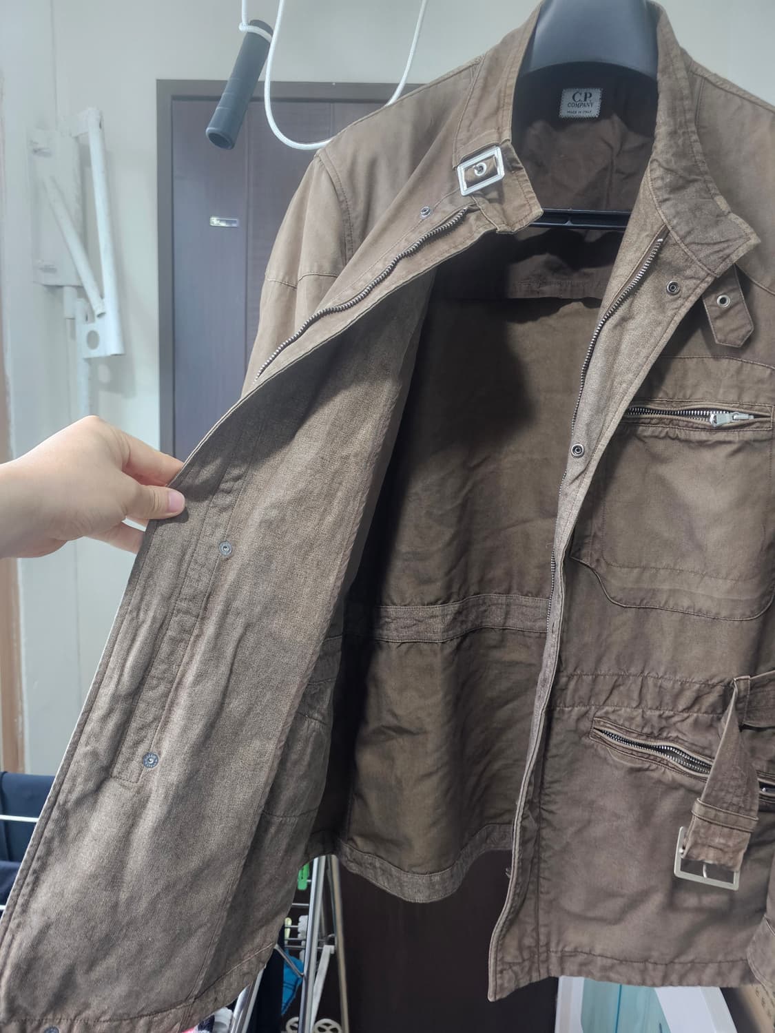 절대 못구함.. 씨피 CP컴퍼니 카키 벨트 야상 자켓 105팔아요 상품이미지5
