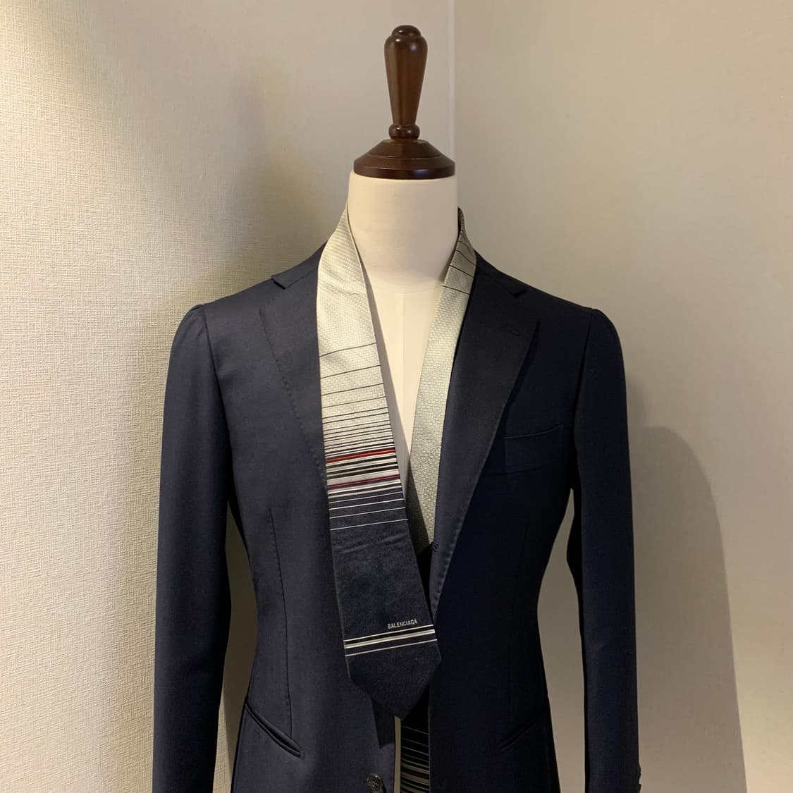 발렌시아가(BALENCIAGA) 명품 클래식 정장넥타이 7.9cm 상품이미지1
