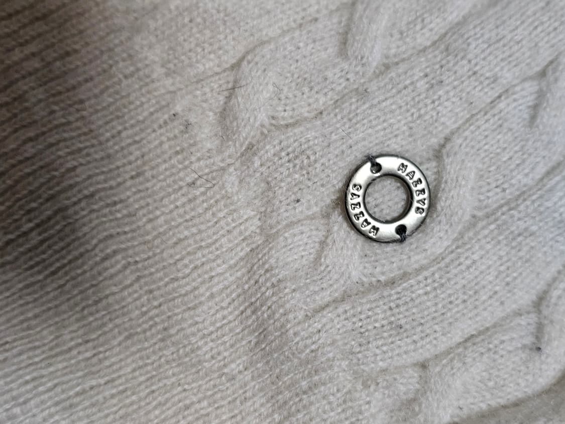 헤지스 캐시100 아이보리 케이블니트 85 상품이미지2