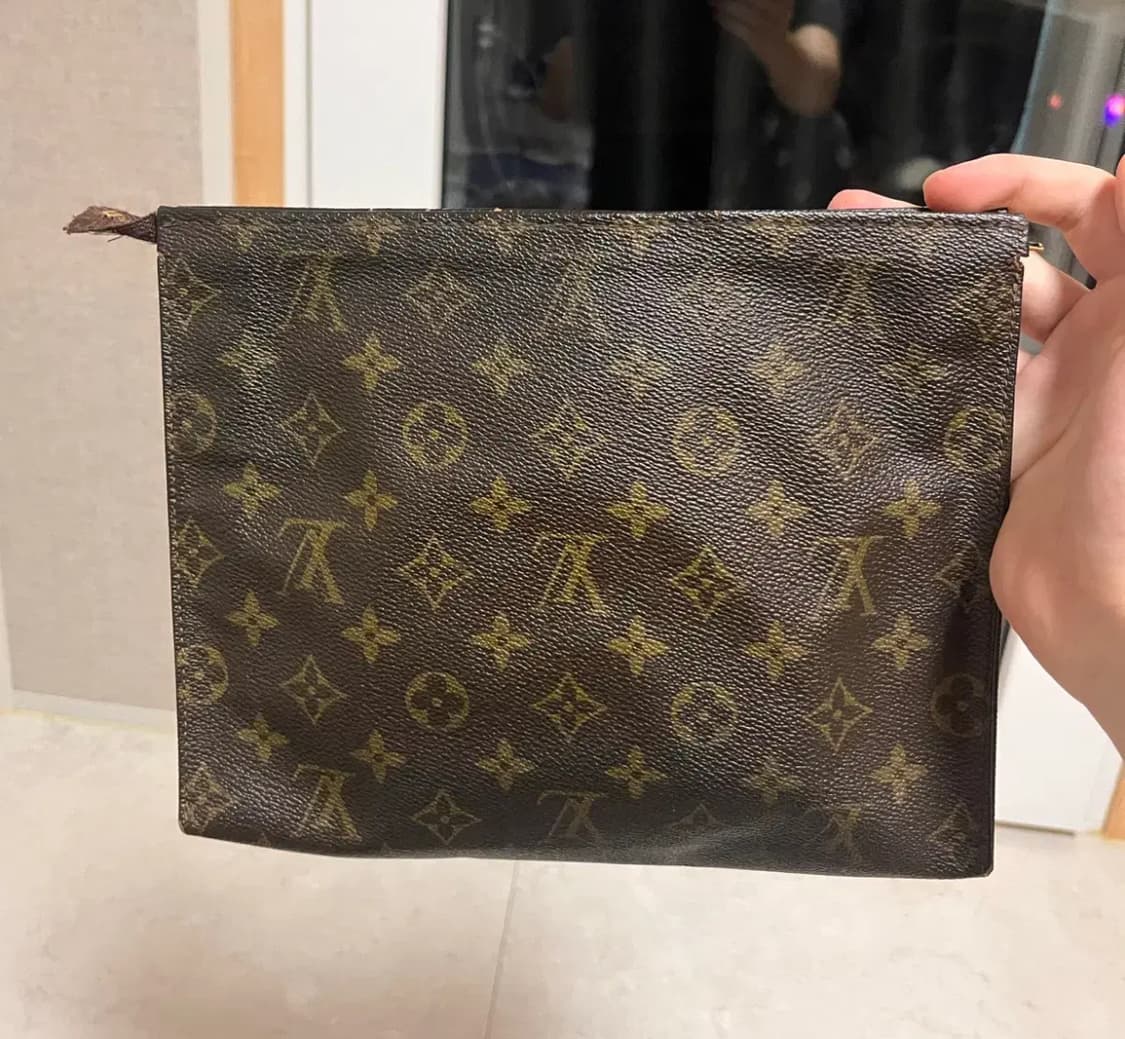 정품 루이비통 클러치백 fakemink 애용품 상품이미지1