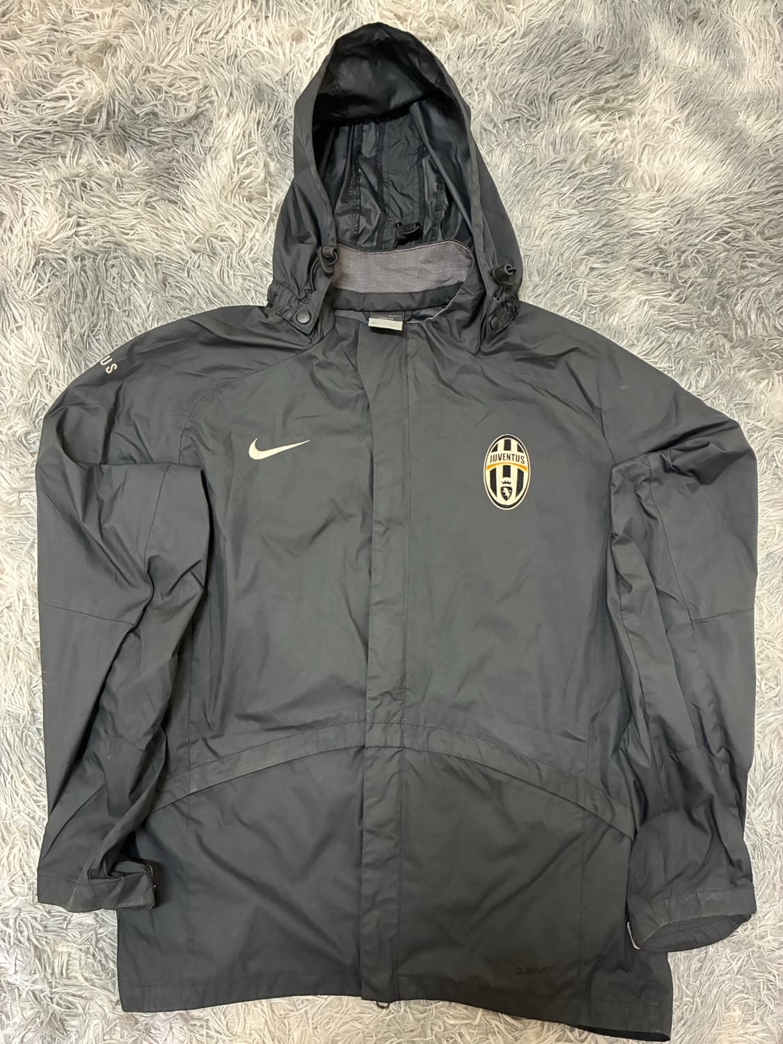 나이키 유벤투스 오버핏 바막(s) 상품이미지2